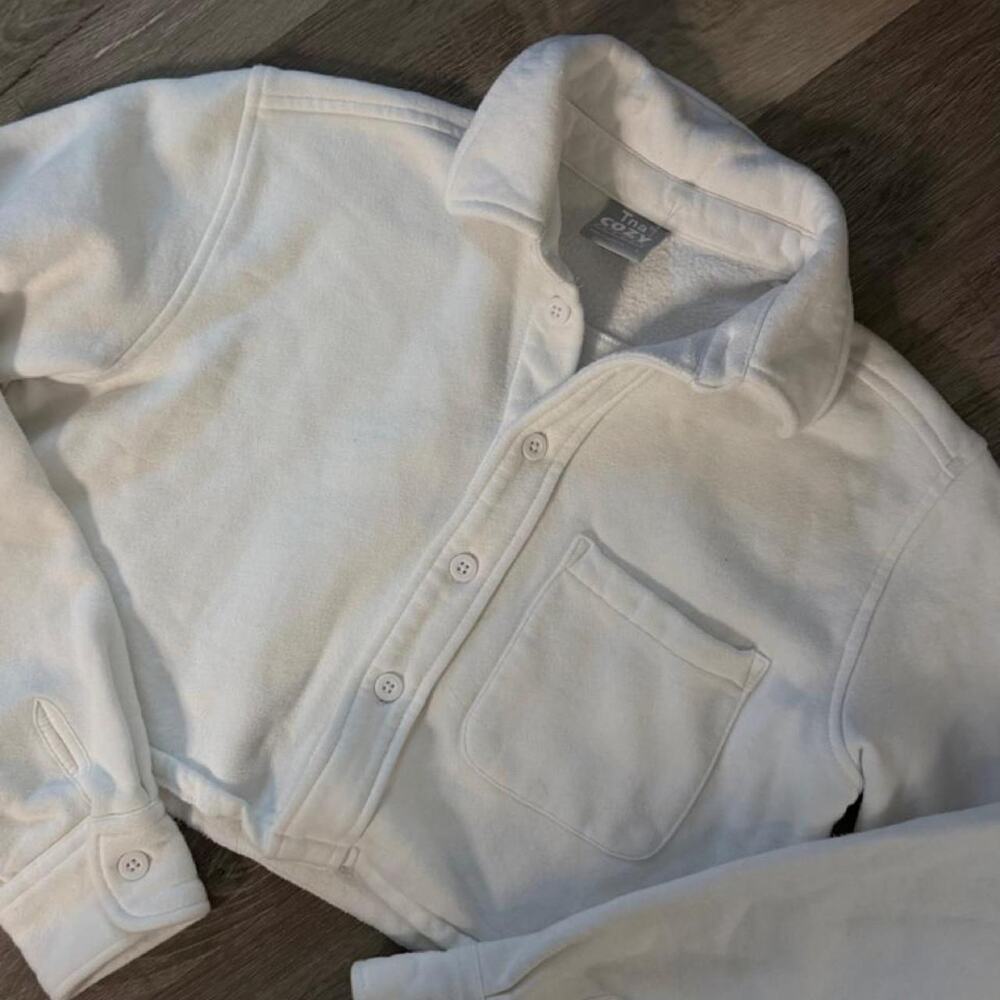 Aritzia tna white cropped button